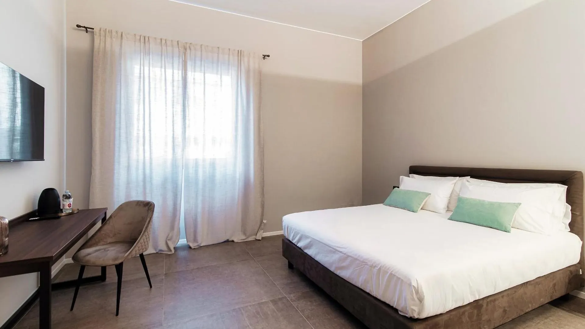 Como Lakeside Suites 0*,  Italy
